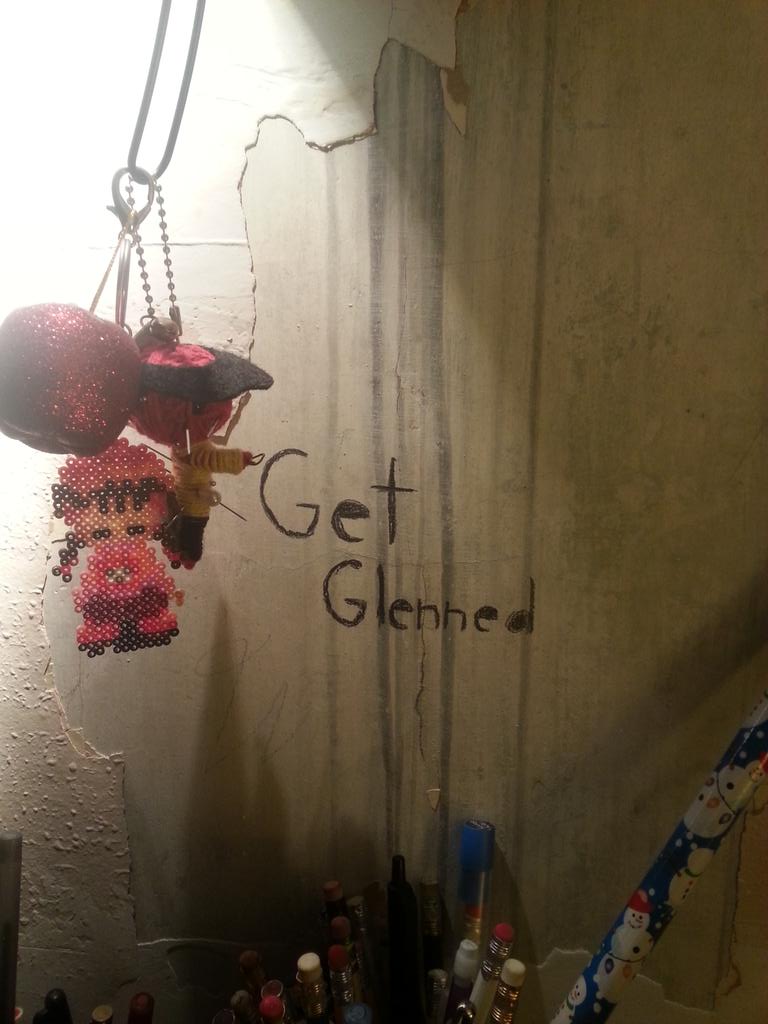 irlfantasy's tweet image. My friend in america showed me this very silly picture!