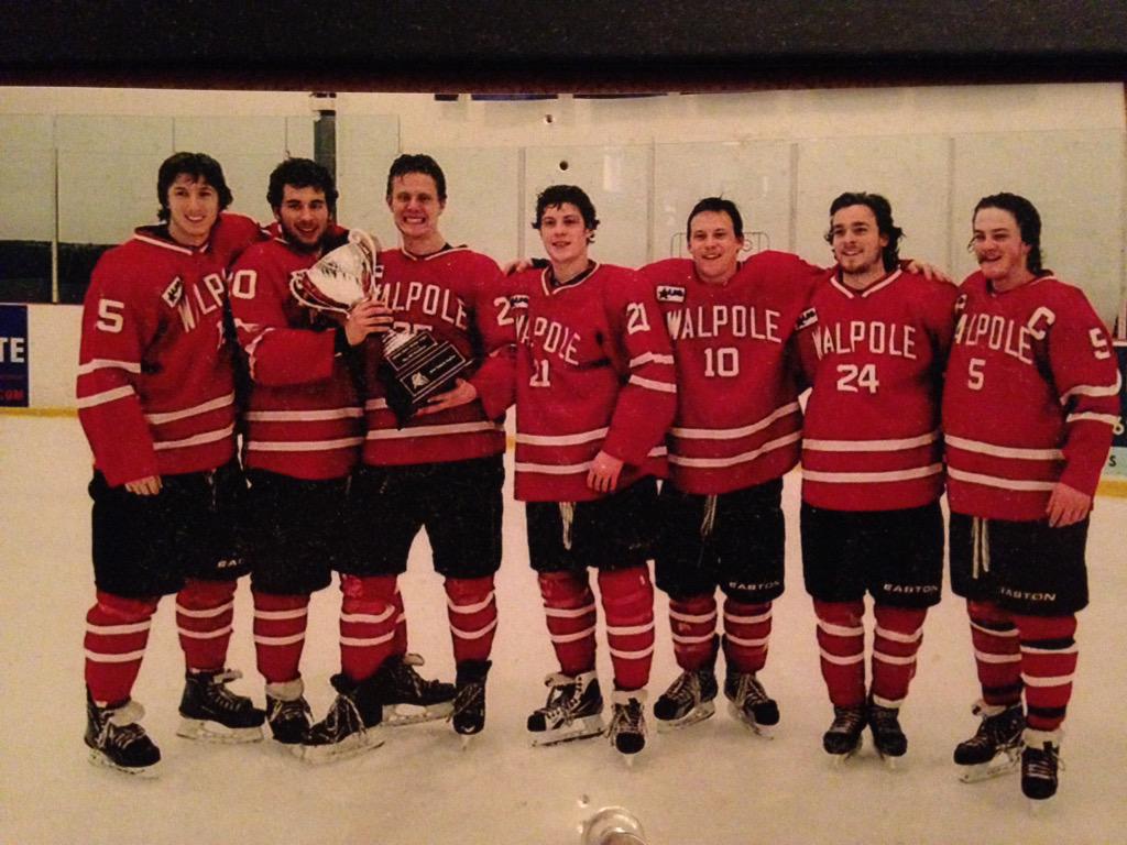 #TBT Last time @theDfox021 won a championship it was in red and white #luckycolors? #itstime #cardinalhockey