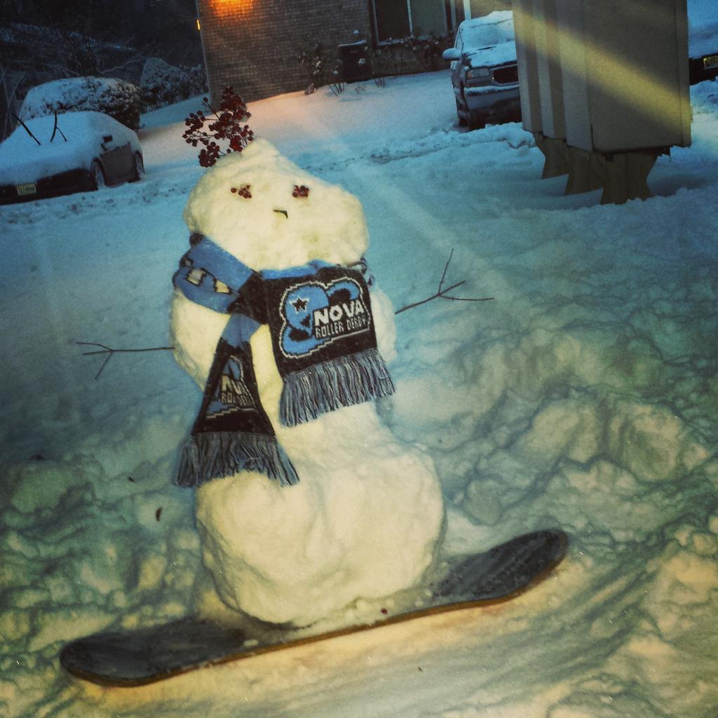 teamjanx's tweet photo. @PatsSnowStick #novarollerderby #snowday http://t.co/IaeXv0gHVJ