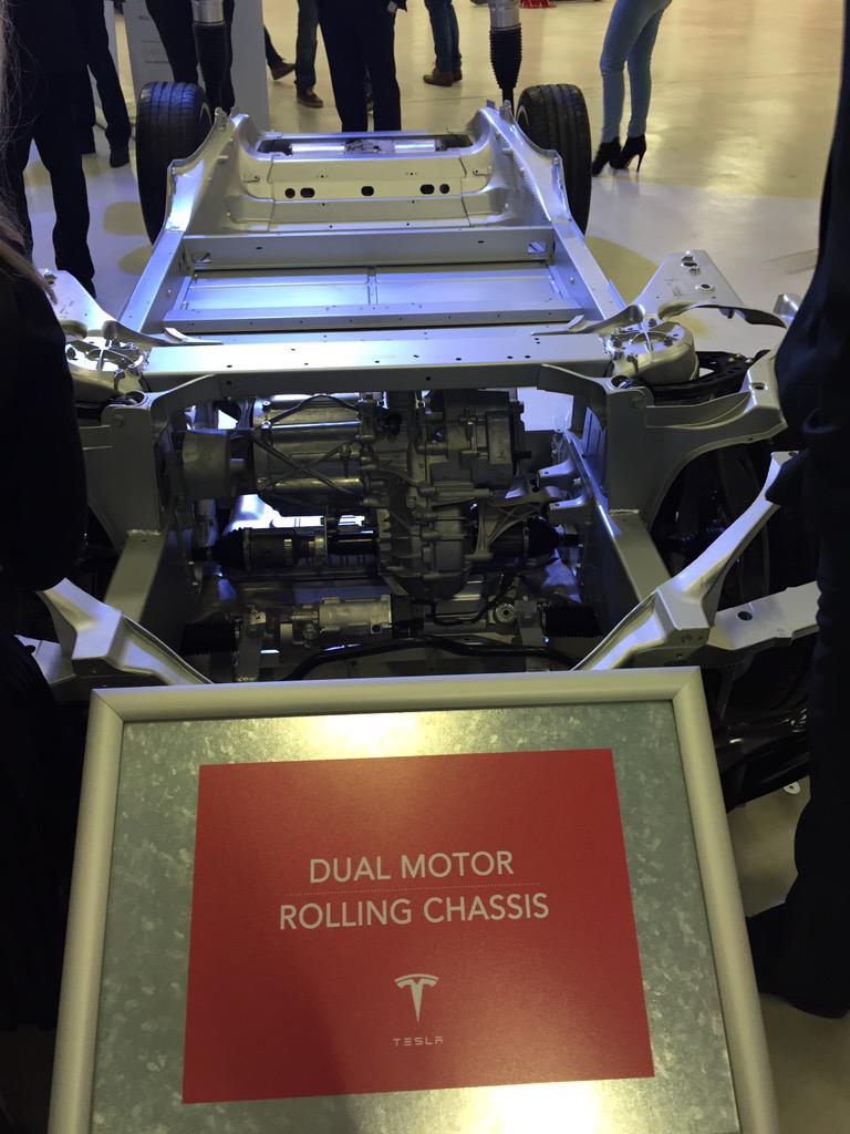 TeslaClubBE's tweet photo. The @TeslaMotors Model S #P85D front powertrain http://t.co/X9CA8SvFWL