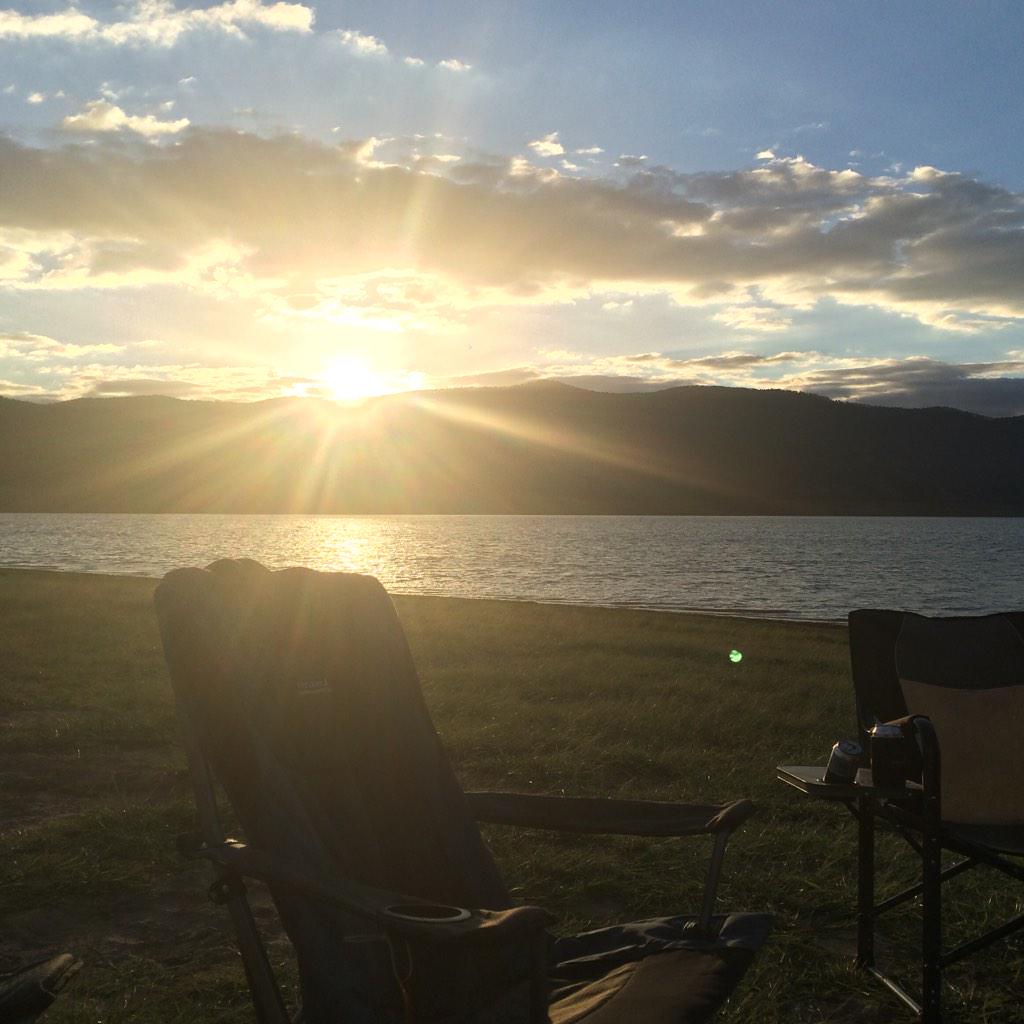 HannahPigram's tweet photo. #damlife #boatlife #TGIF #blowering http://t.co/9qDyDvnGGQ