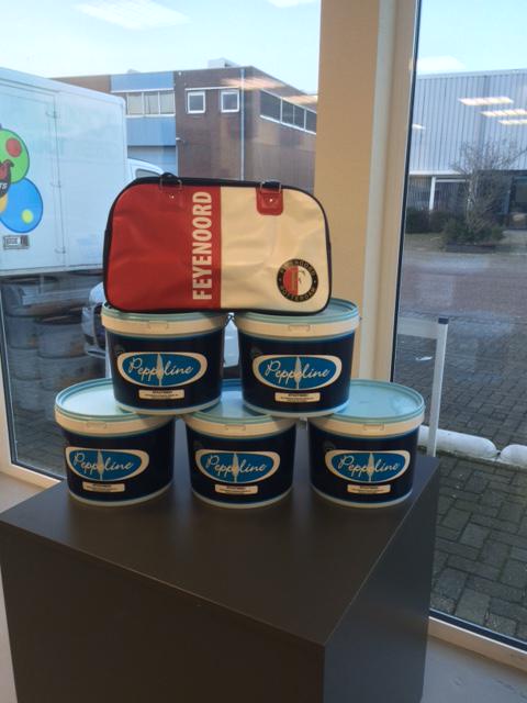 PopulusPaint's tweet photo. GRATIS FEYENOORD TAS BIJ AFNAME VAN PEPPELINE PRODUCTEN TWV 75 EURO ex. btw netto. http://t.co/g17bL1jGBR