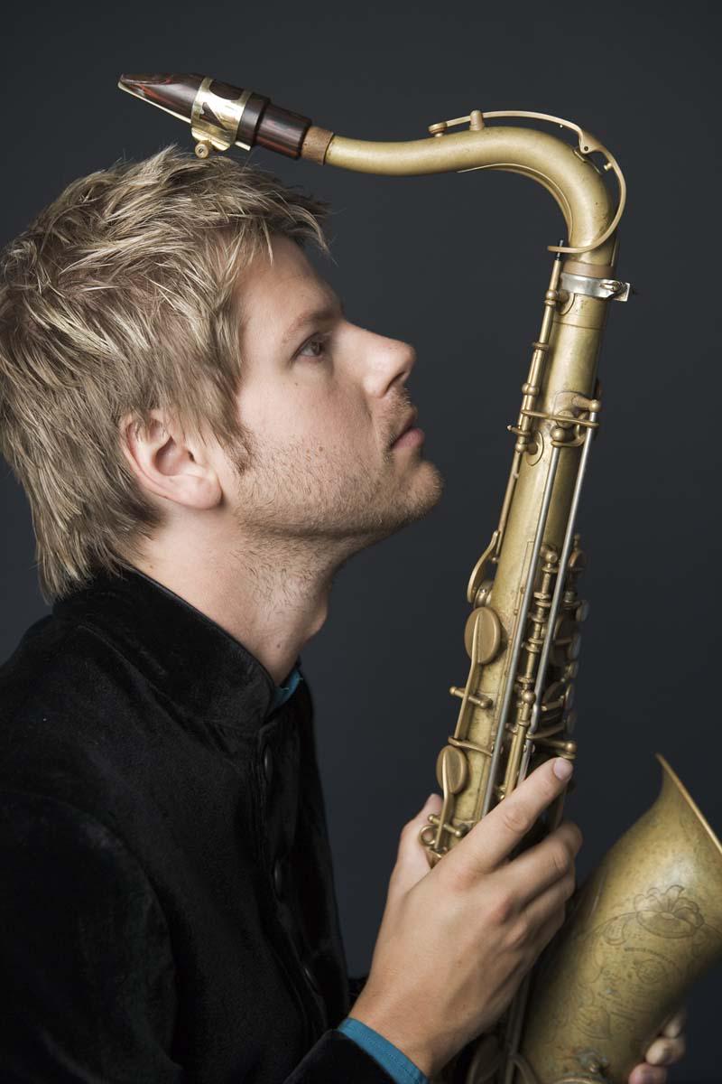 travelingwithu's tweet image. Tuesday, 10 March: Magnus Lindgren at @hanginggardensu for @BaliLivefest hanginggardensubud.com/offers/jazz-fe… #jazz #bali #ubud