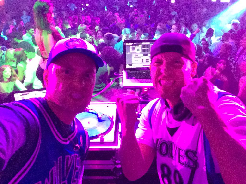 DJMadMardigan's tweet photo. #Bedz&Mards
@djbedz http://t.co/pW0WvmEx6j