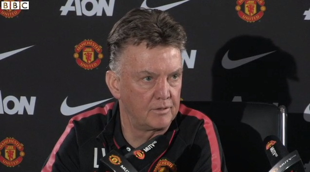 BBCSport's tweet photo. Jonny Evans didn't mean to spit, says Man Utd boss Louis van Gaal. Watch: http://t.co/NcpLtHxoTj http://t.co/6BrjIuCJUH