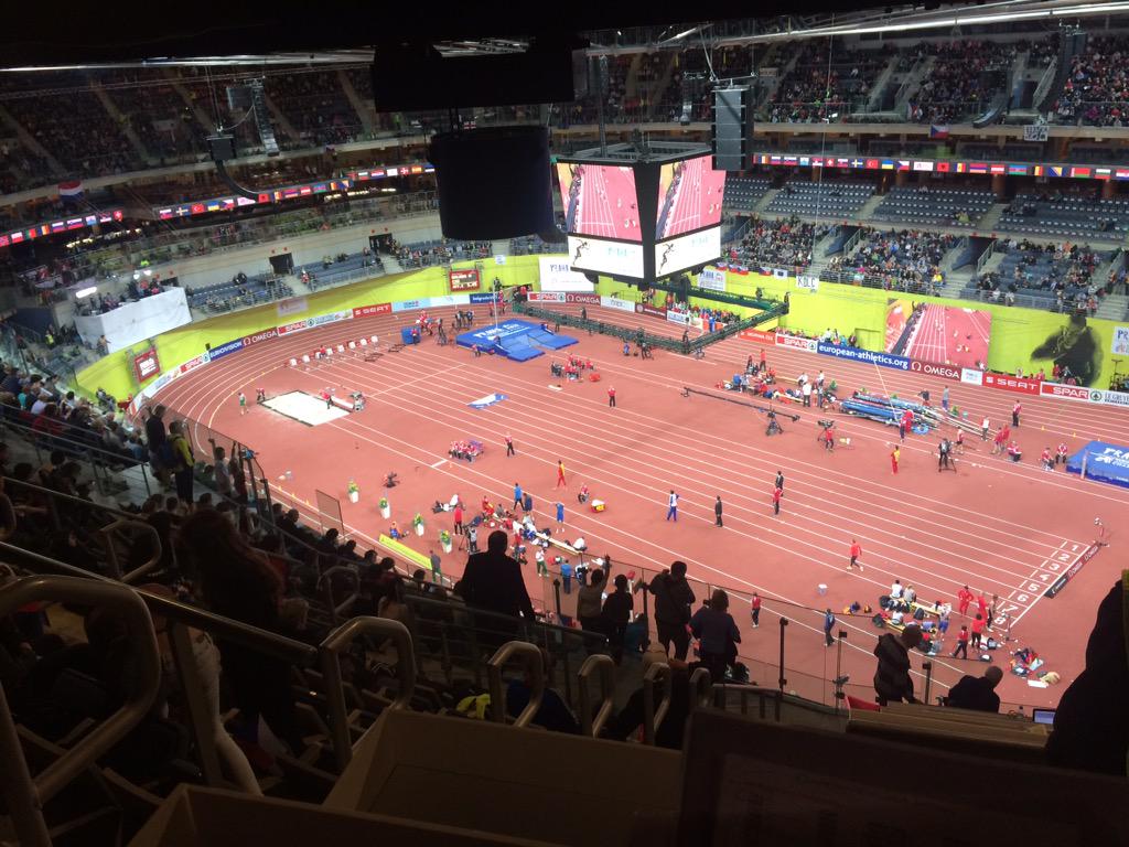 LiamCrisp's tweet photo. Birds eye view from Prague .. Literally.. http://t.co/Ny8GVWt7sG