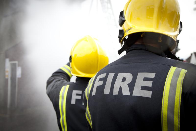 LondonFire's tweet photo. Ground and first floor alight at #BoundsGreen house fire. Good progress being made. http://t.co/r6ESYWGBk6