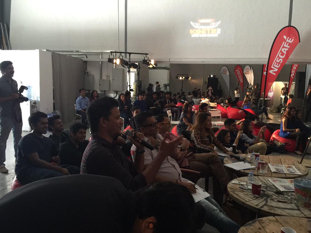 IGNITEDXB's tweet photo. Neil from @Nikotinmusic gives us some feedback!! @NESCAFE @NescafeArabia #ignitedxb #college #bands #audition #bands http://t.co/MTB9a2GxyV