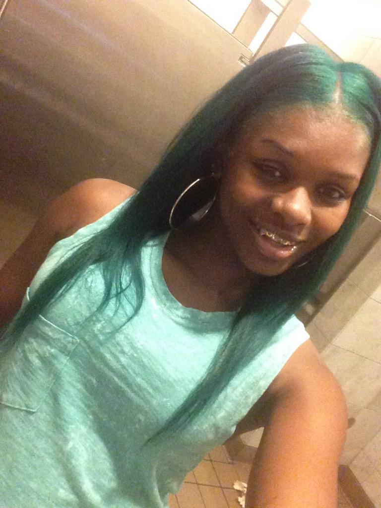 taank_tho's tweet photo. Heyy Twitter http://t.co/XRtOlPLYXK