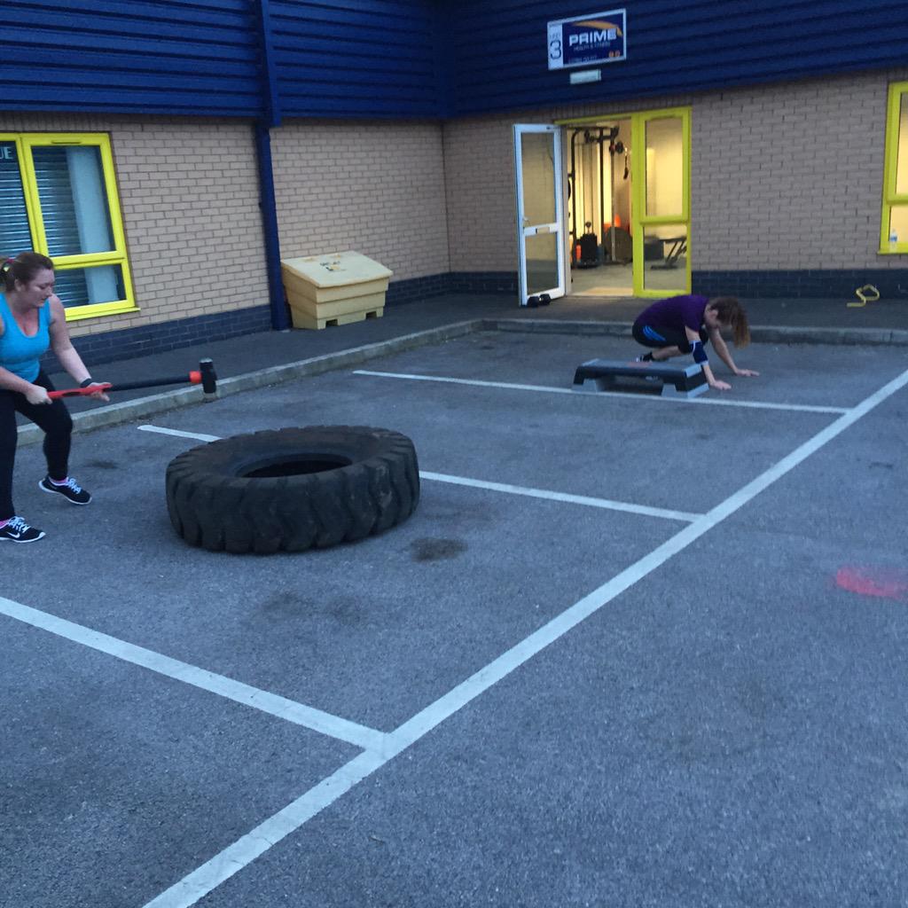 arniedavo's tweet photo. Sum1 having fun this morning #primehealthandfitness #bootcamp @PrimeHealthPT @baileyphil @hobojouk @kelscakecompany http://t.co/WZwcpoNovM