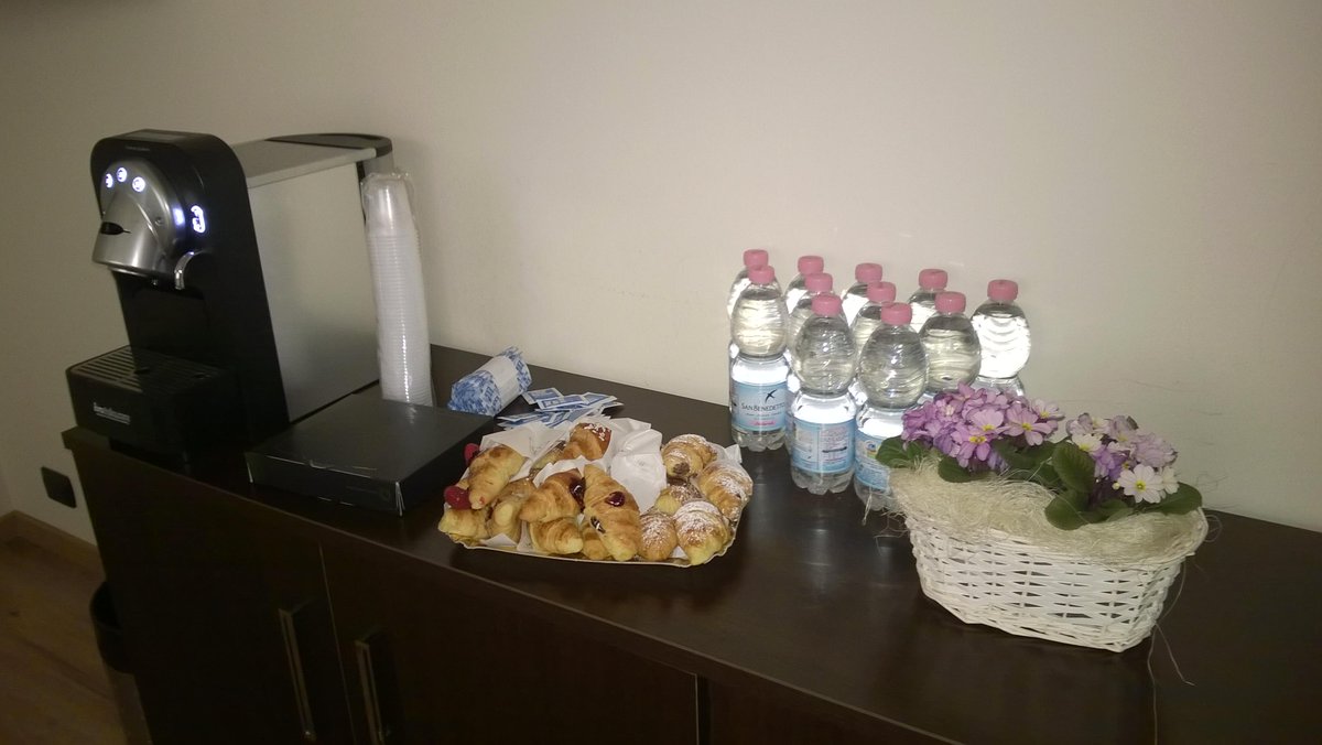 SystematikaITA's tweet image. Oggi a Saronno Training PernixPrime @PernixData colazione e poi si comincia! #pernixdata #systematika