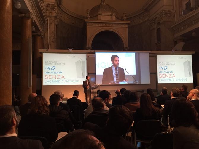 FedericoRonca's tweet photo. Il presidente Fondazione @ItaliaCamp @FedFlora presenta #advocacy in @UniLUISS #140miliardi http://t.co/oEFwM27cWX