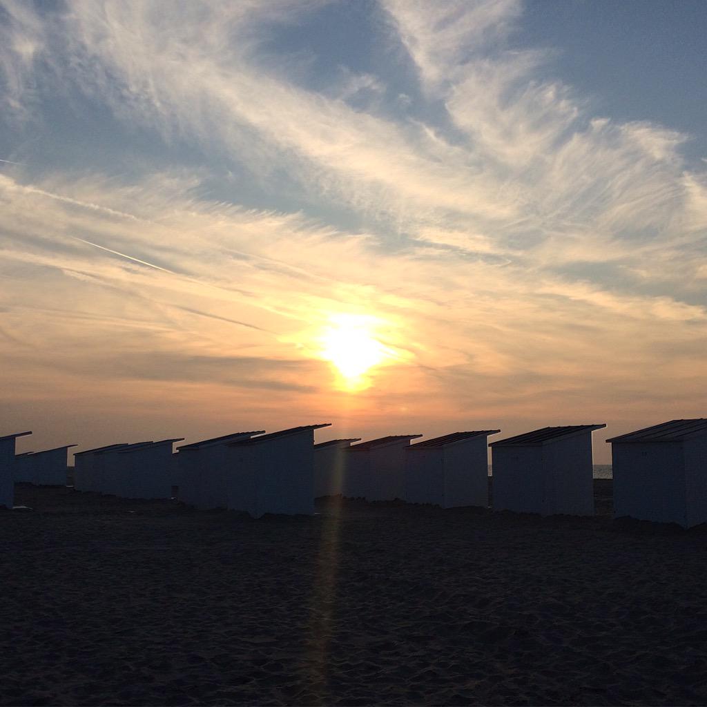 Bakerloo_'s tweet image. Ostend this evening #BeautifulButCold  #loveOostende @VisitOostende