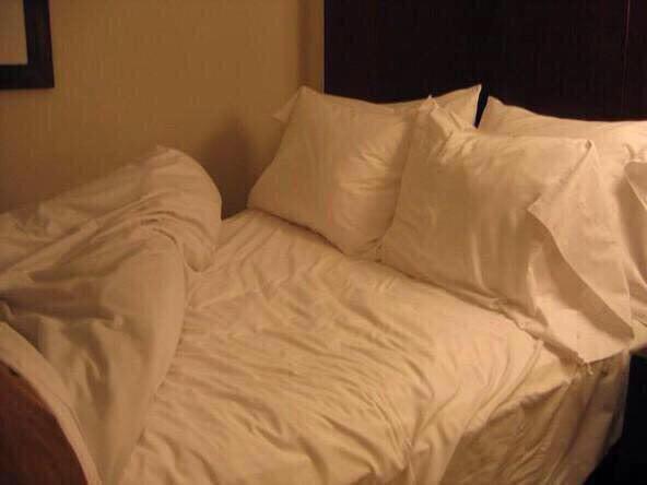 StumblerVideos's tweet photo. Your favorite hello and hardest goodbye http://t.co/0K89d8BO1L