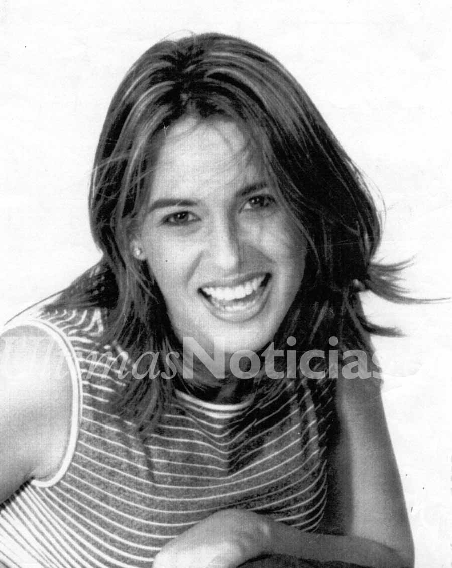 FrankNessi_'s tweet photo. #Fotos | La  presentadora y locutora venezolana Erika de la Vega cumple 40 años. Fotos: AF/CP/JG/YB/GÚN http://t.co/FpwQRNlzQp