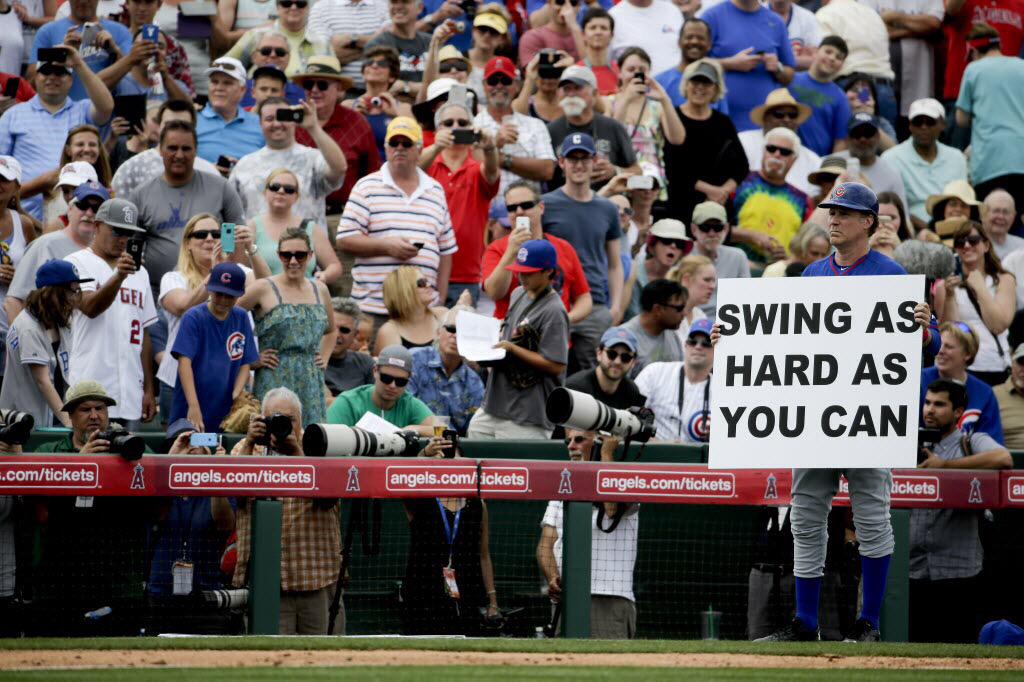 BaseballSerious's tweet photo. "Swing as hard as you can" - Will Ferrell http://t.co/WweSzJM5qQ