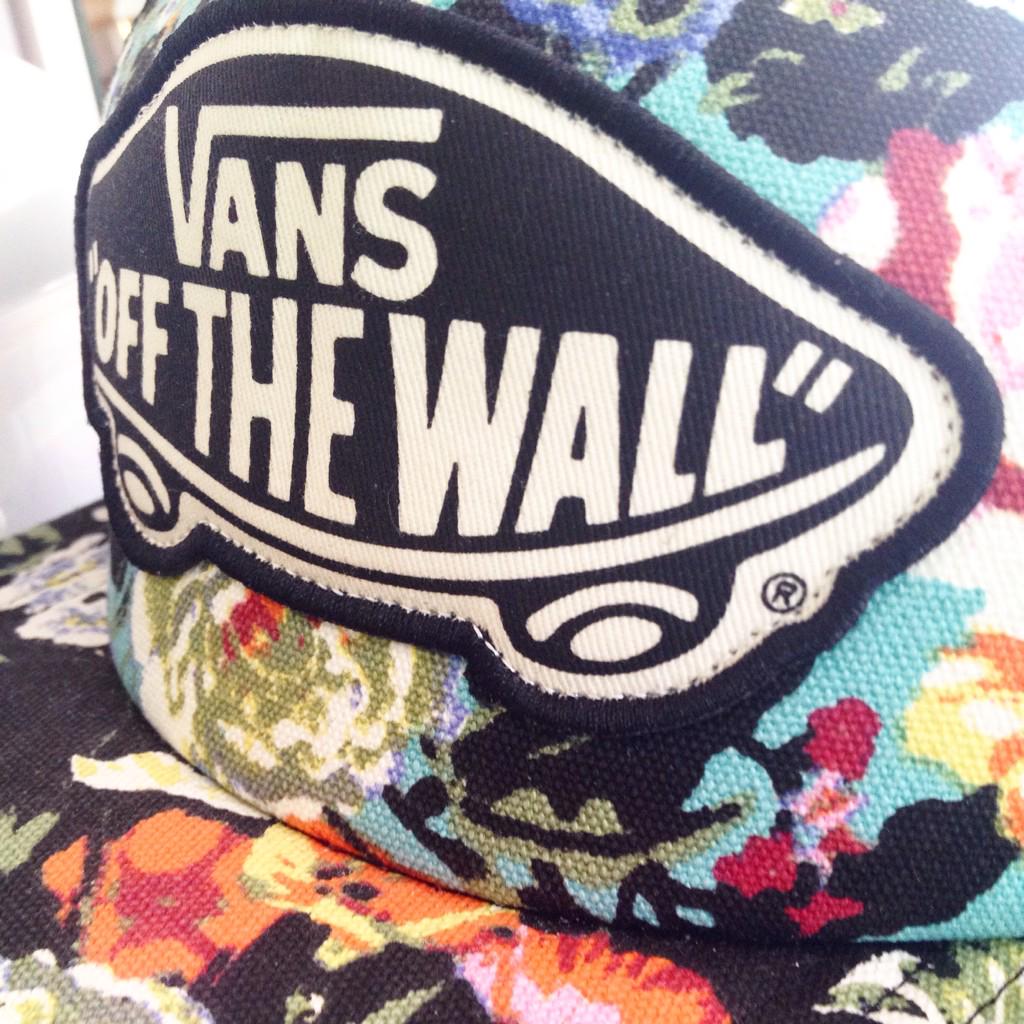 karinakcp's tweet photo. Hoy Vive Latino! #VL15 #VLvans #vans #vamsteam http://t.co/SjZdjhGdGF