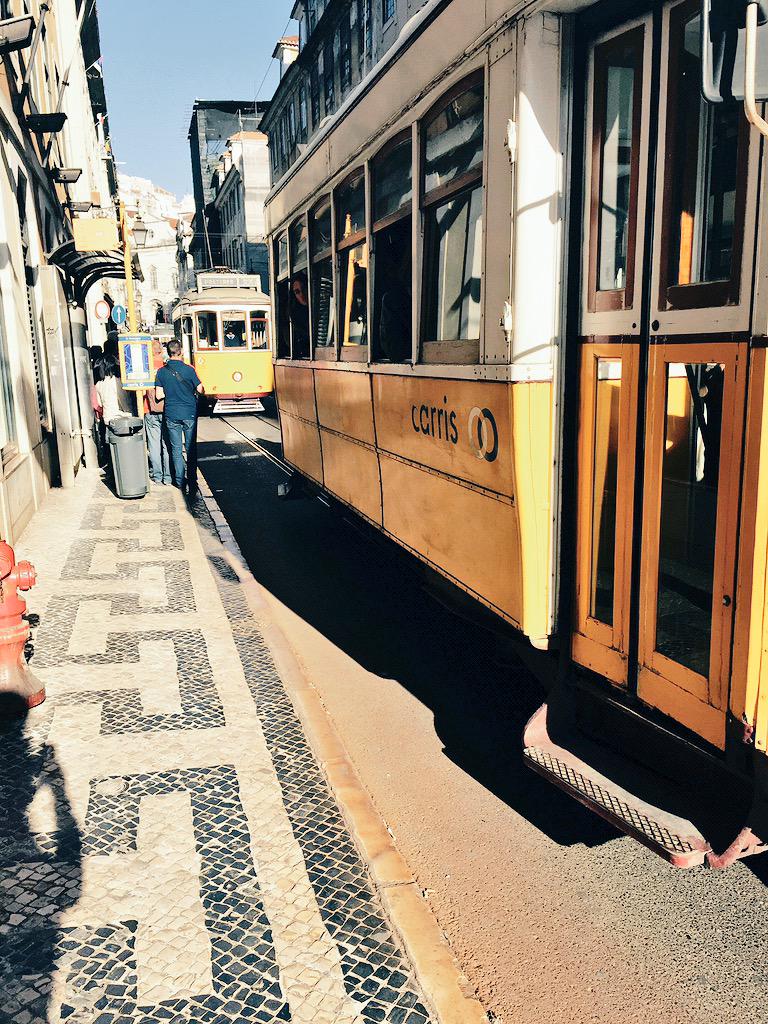 arrosticino77's tweet photo. #Lisboa Giornata stupenda @Gianfo_ grazie x le tue info domani tour in macchina #PoteviVenireConNoi http://t.co/lk31jYfGXW