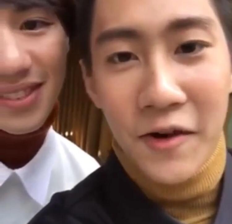 clumsyibo's tweet photo. Aaaaaa so sweet #dedeksiam kesayangankuuuuu #lovesicktheseries #WWCT http://t.co/wCucEWPuuj