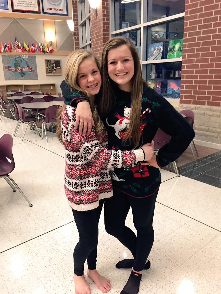 Madeline_Lenz's tweet photo. Happy birthday @Kaylabayla31 miss you like crazy but I hope you have a fantastic birthday!😘 🎉🎉 http://t.co/m0AnziApe0
