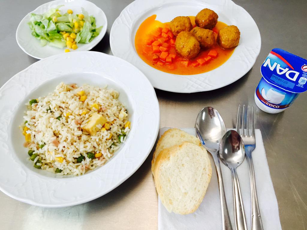 Estos son algunos de los menús de esta semana en colegios 🍴a comer!!! #100%casera