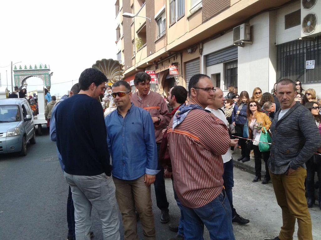 C_E_Marni's tweet photo. #fallasmarni2015 todo listo con las carrozas http://t.co/WcWIBOFczX