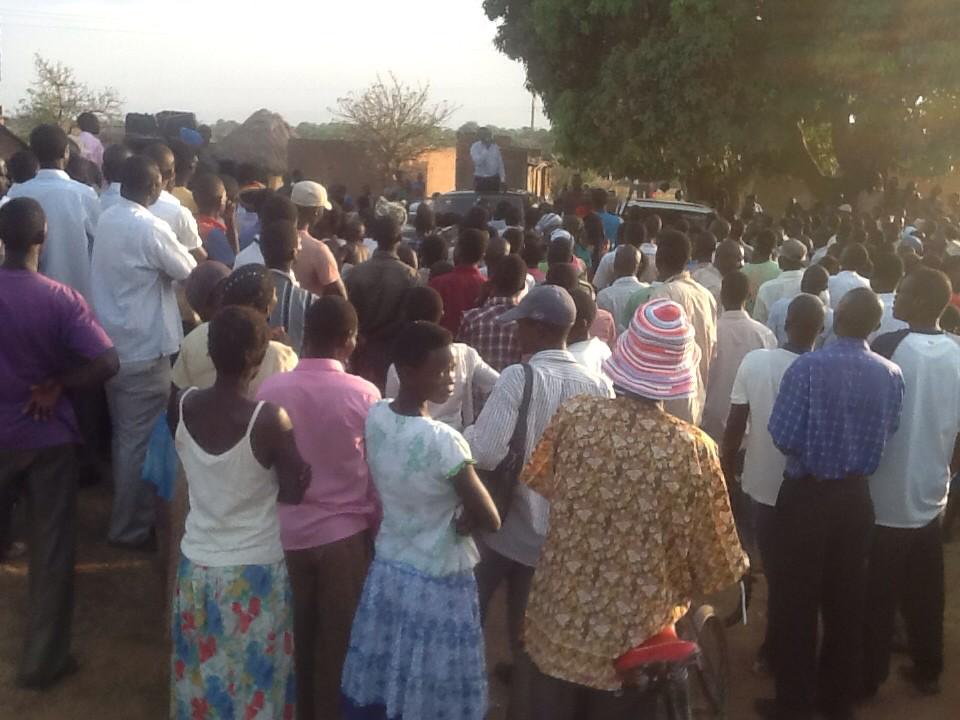 kaijaharold's tweet photo. Hon. Amuriat is addressing the people of Mukura, Ngora District #FDCMobilisation http://t.co/ifdcx2DXqc