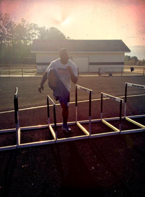 VentrellJenkins's tweet photo. Hip and flexibility day! http://t.co/vAxQ9OhouG