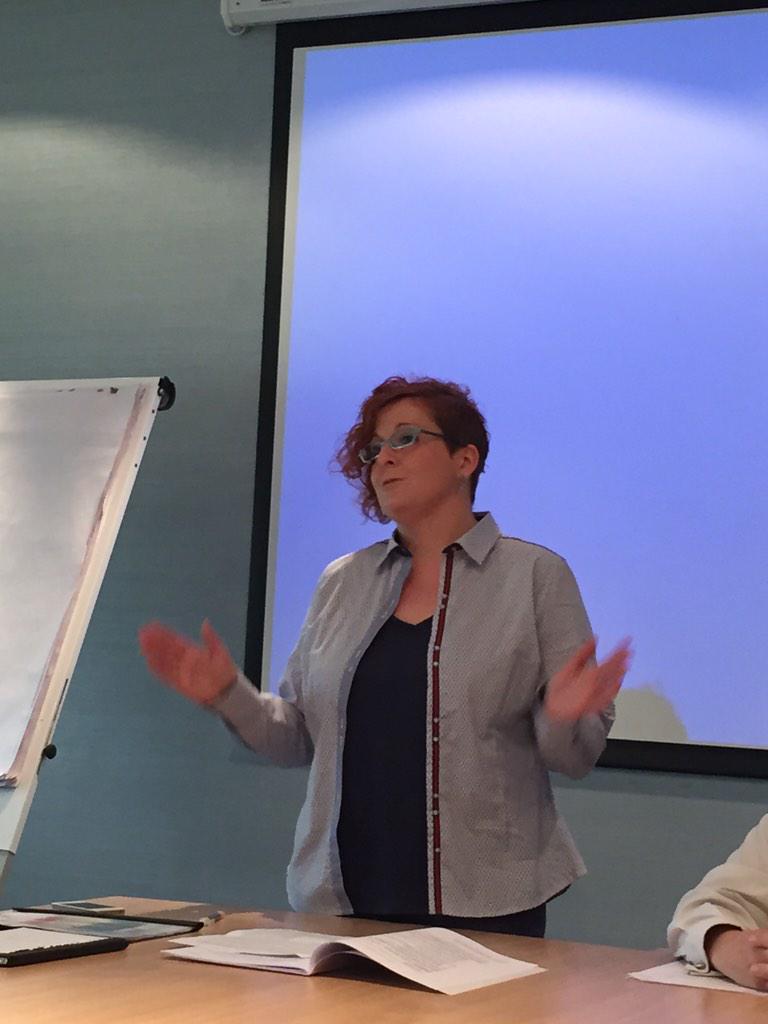 Genial la formación de <a href="/AliGoLopez/">Alicia González</a> en <a href="/bnisevilla/">BNI Sevilla</a> para Equipos de liderazgo. Enhorabuena! Has estado magnífica !