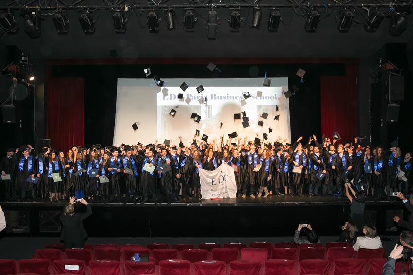 EDCofficiel's tweet photo. Les photos de la cérémonie de remise des diplômes sont ici ! 
►http://t.co/1xNlzaQh9W #Promotion2014 #GradeDeMaster http://t.co/xw9NVQ0Pr6