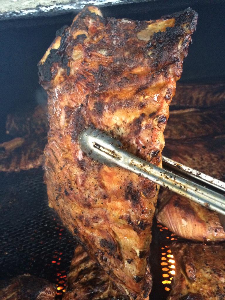 mustardseedbbq's tweet photo. Nothing's better on a rainy day http://t.co/64EAhAMhpV