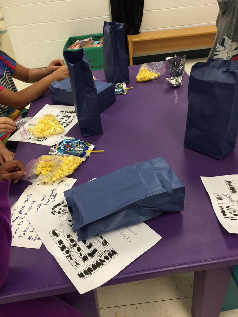 Jamilasgt's tweet photo. Fun time in our Treasure Island elective going on a treasure hunt around the school. http://t.co/tY4gok7VJM