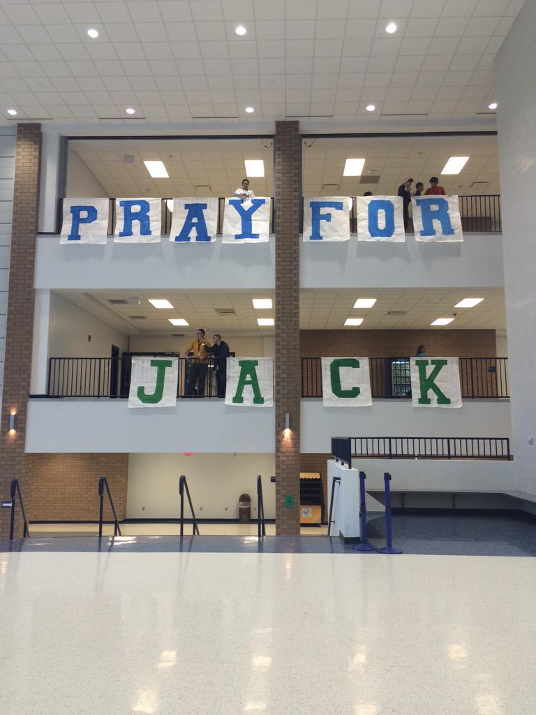 AllieLang_'s tweet image. #PrayForJack