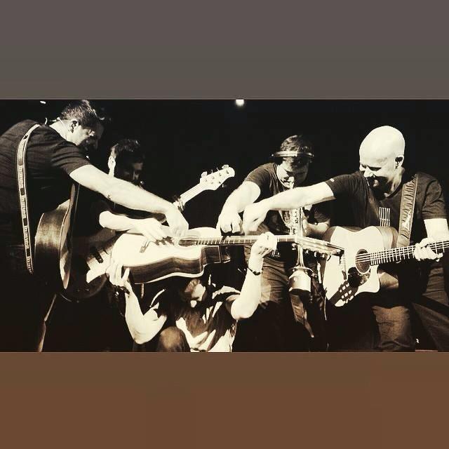 FCAlboranRD's tweet photo. @pabloalboran y su equipo, La mejor unión de todas, Trabajar en equipo es mejor que solo #LosAdmiro http://t.co/6CsdWKcJtQ