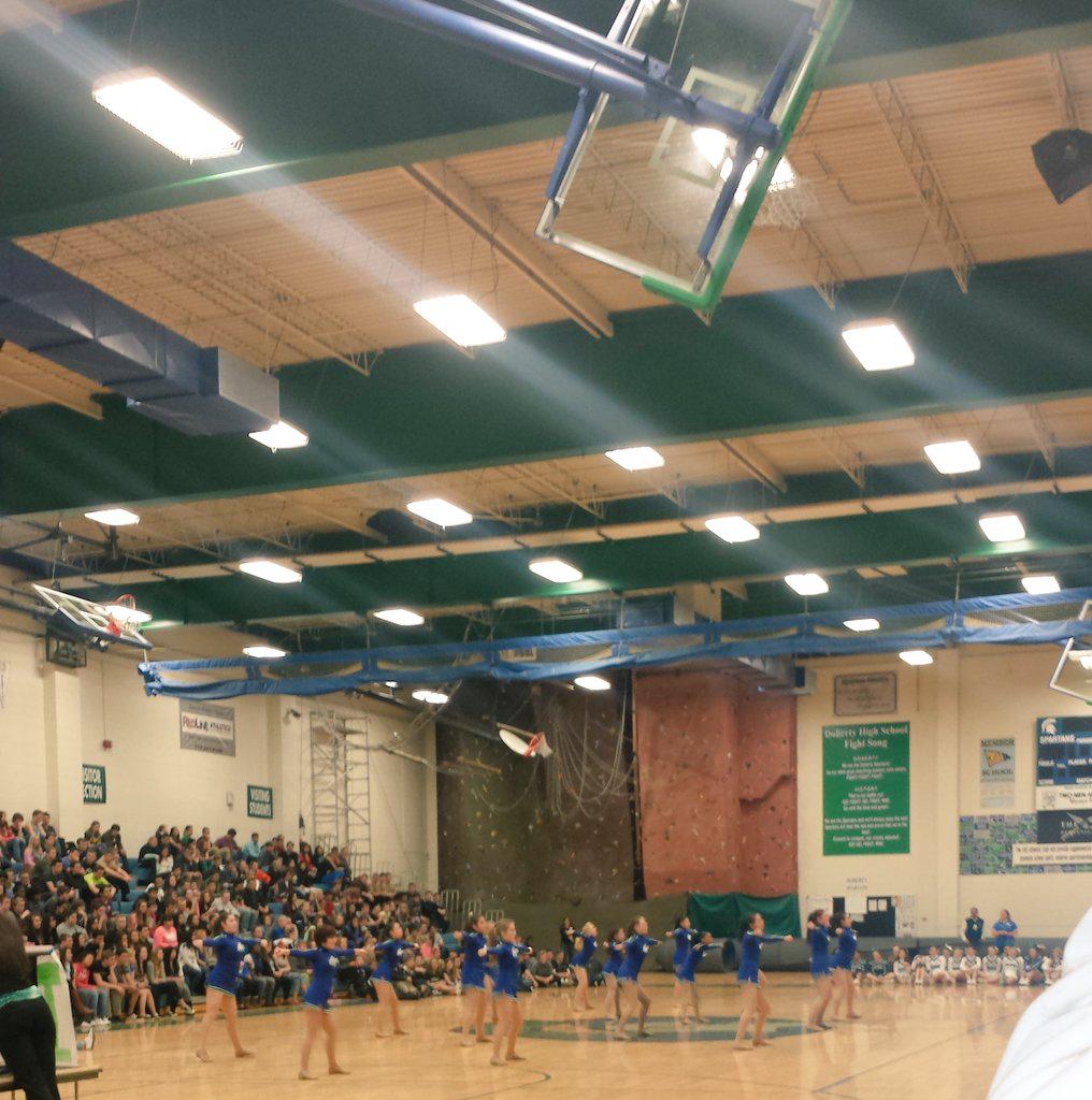 doherty_poms's tweet image. The last prefomance for the 2014-2015 team! Great year girls! #springassembly #youareallfantastic