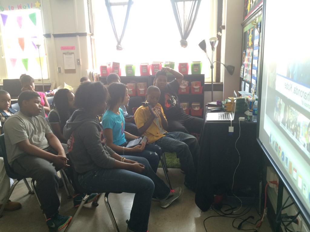 MeghanKLee's tweet photo. @theherzlbears sharing what they know about @explainevrythng #AUSLDLDay http://t.co/YPRfjafBAE