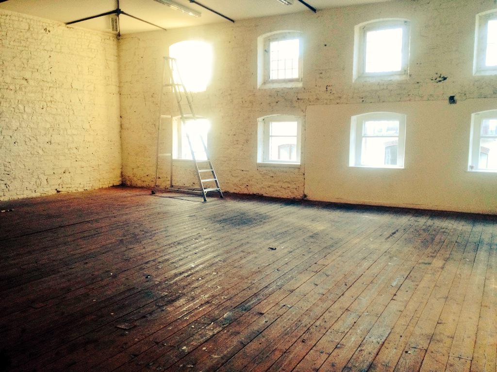 Enjoying #evening #light <a href="/SouthStudios_/">South Studios</a> #dublin