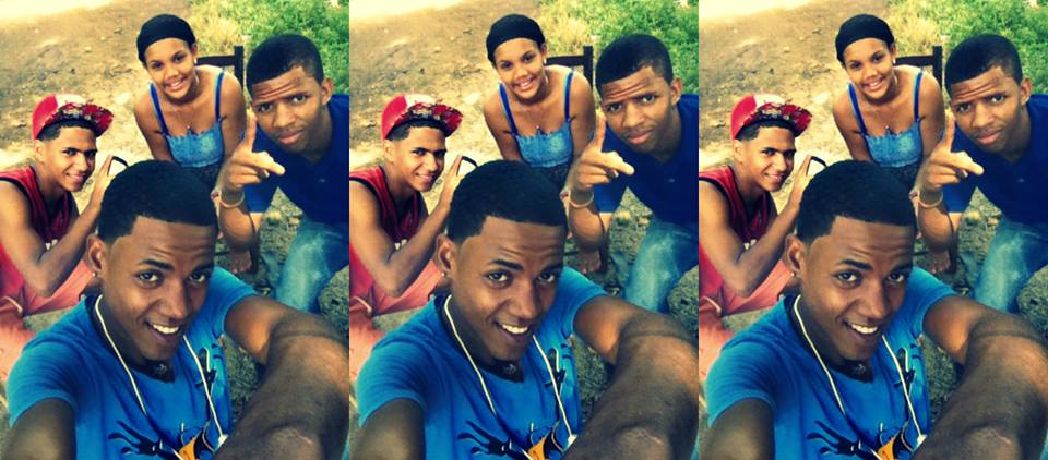 Kasanovafilms's tweet photo. Jjjjj Quien Dice Que Uno No Es #Bonitillo Con Mi #Clan @kasanovastarz @Chiry_HD @LomineritoHD @naciramatos http://t.co/dczHpLnTzi