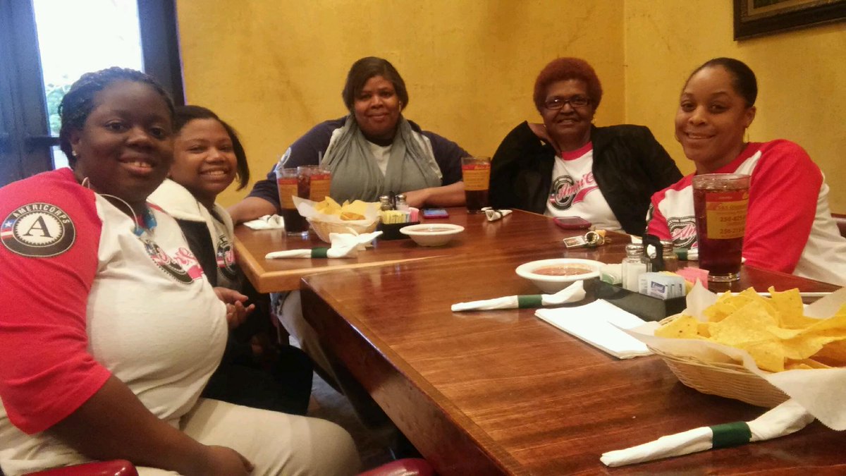 AISTinButlerCo's tweet photo. @AISTinButlerCo members celebrate #DayoftheA #ACWeek2015 #americorpsweek @ServeAlabama http://t.co/Q2LAx5j6ur