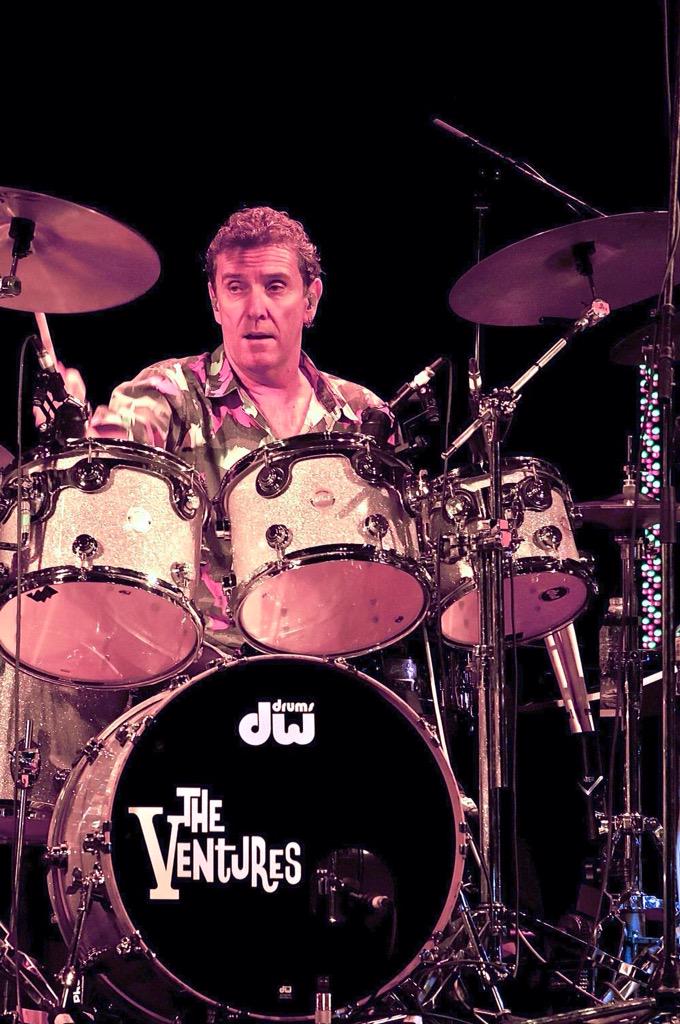 LeonMTaylor's tweet photo. @dwdrums @Taylorsdrum @v2instrumental #theventures http://t.co/RNFukywx9z http://t.co/rvfHbPuSdj
