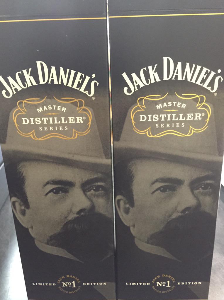 no21midleton's tweet photo. Some very special Jack Daniels just arrived @no21blarney @TadhgOg1 #jd #sinatra #masterdistiller http://t.co/CLfuZyFLJv