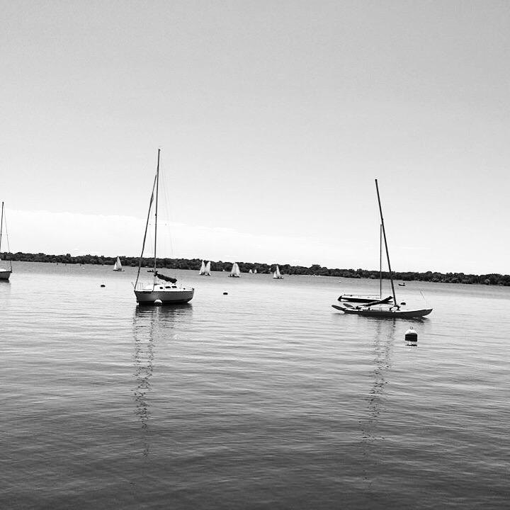 prepwithtwist's tweet image. LONGING FOR SUMMER!!!
Now on the Blog!
@LakeCalhoun #lakeharriet #sailing #lakelife #lake #fun
prepwithtwist.blogspot.com/2015/03/longin…