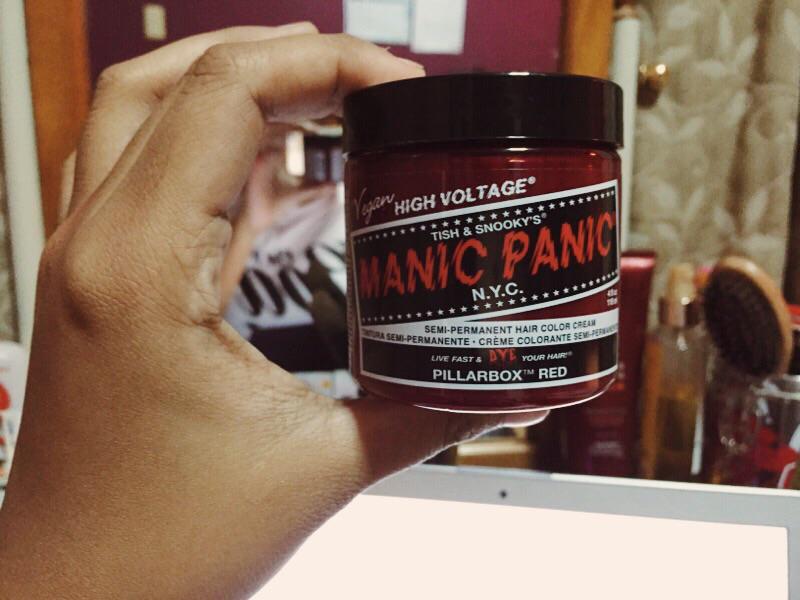 ciaotrish's tweet image. Something to look forward to tomorrow! 
#RetouchTime
#PillarboxRed
#ManicPanic