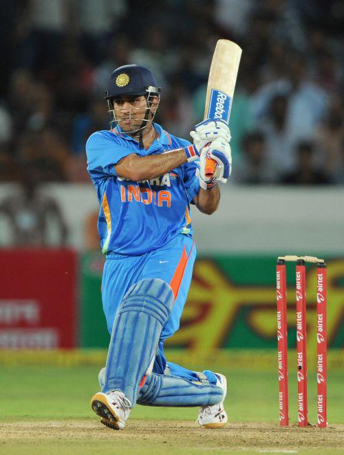 HimanshuVarenya's tweet photo. #_WI VS #_IND INDIA WIN THE MATCH WI 182 RUN ALL OUT 44.2 OVER AND INDIA WINSS 185 RUN 6 OUT 39.1 I M VERY HAPPY http://t.co/wNrgGndaG9
