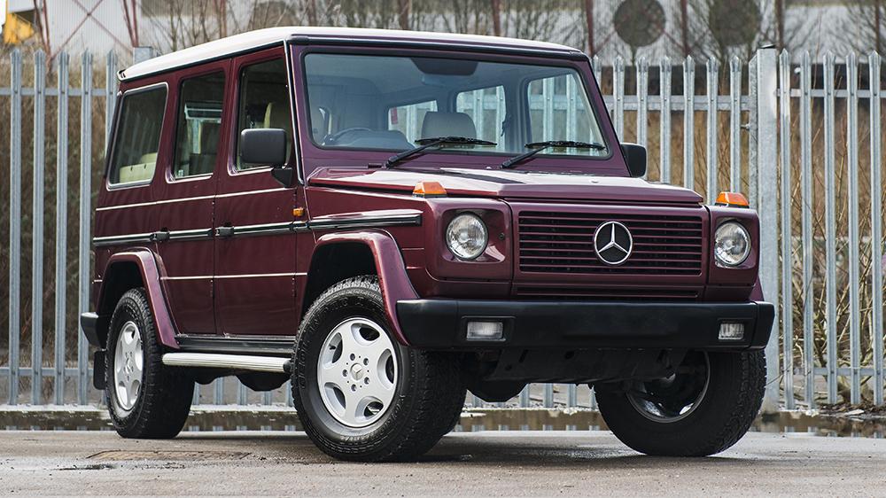 Kahn Design Chelsea Classic G Wagon In Beautiful Ruby Red Metallic Cream Beige Leather Interior Http T Co Xktusazoad Merc Gwagon Http T Co Odelmuyl4p