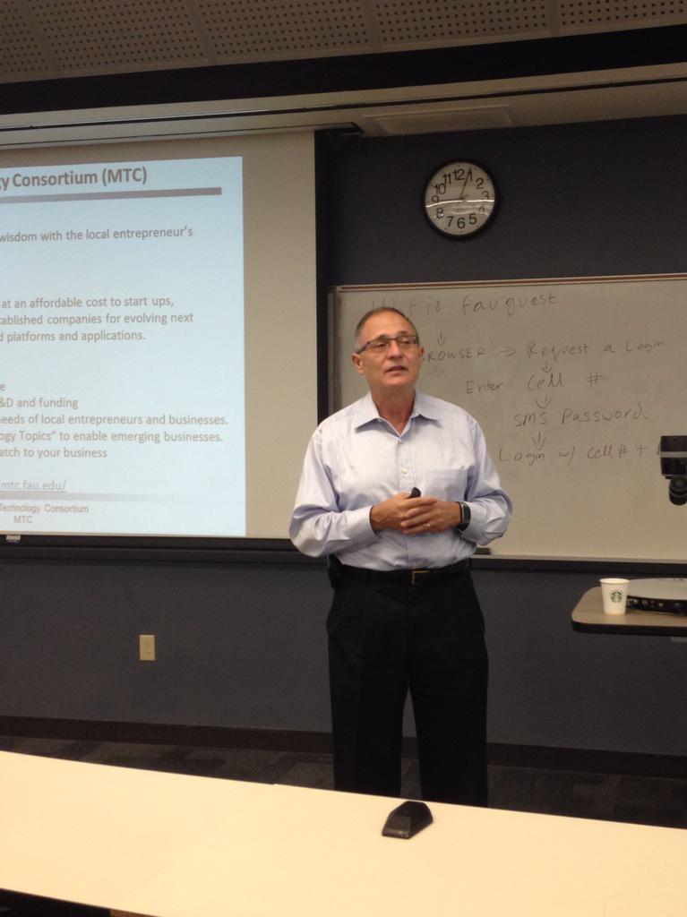 CharlesARiggle's tweet image. Mobile Technology Consortium meeting addressing new #IoT apps getting under way at FAU #SFLtech #innovation