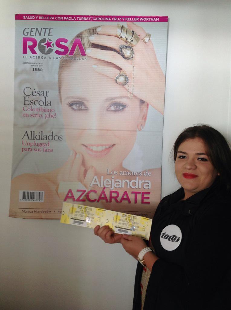 GenteRosaCo's tweet photo. Ayer reclamó sus boletas @DianaGarciaTint para el próximo Íntimo Gente Rosa el 18 de Marzo. No se lo pierdan! http://t.co/LHFJef9yxu