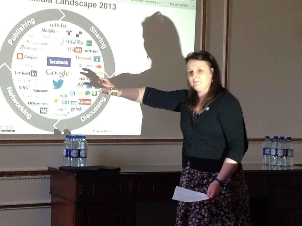 0xMdnApp's tweet photo. Great metaphor for the SOME influence of @AgencyNurse...little lady..big shadow #BAMEConnect http://t.co/6tHw4frf7w
