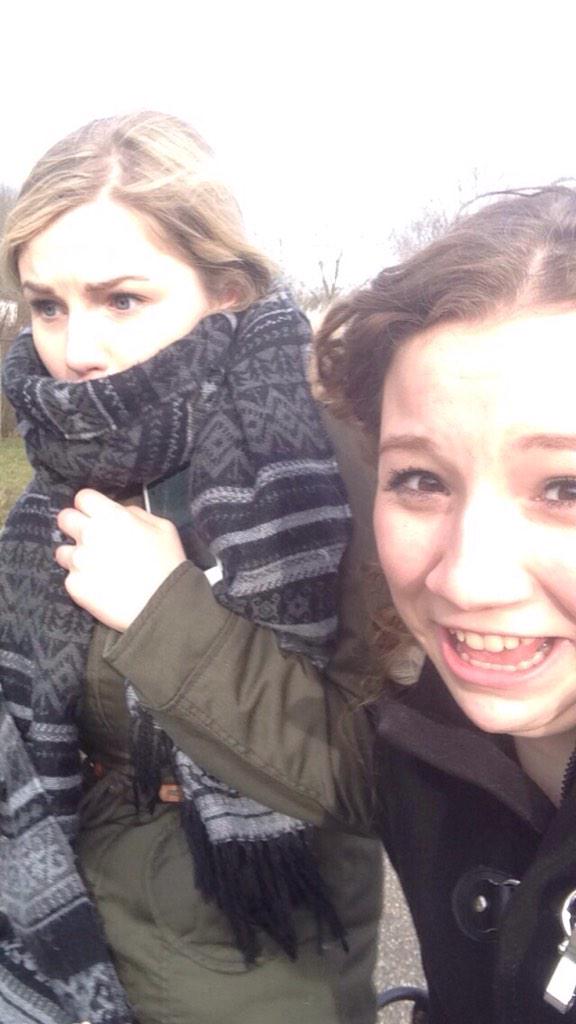 brittgroennn's tweet photo. Mn liefste schatjes❤️ @xxilsespanxx @irisveldink http://t.co/bgY1eFd87m
