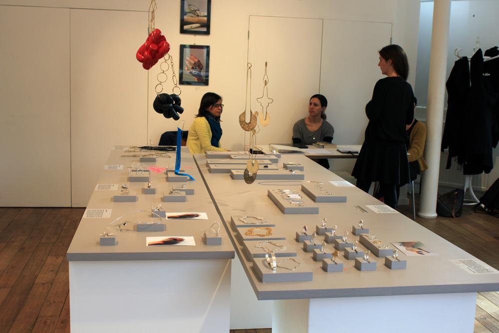 retailjeweller's tweet photo. IN PICS: Vannetta Seecharran School of Jewellery Collective showcase http://t.co/rU0tvAFdSQ @JewelleryCourse http://t.co/oMz0zOtMup